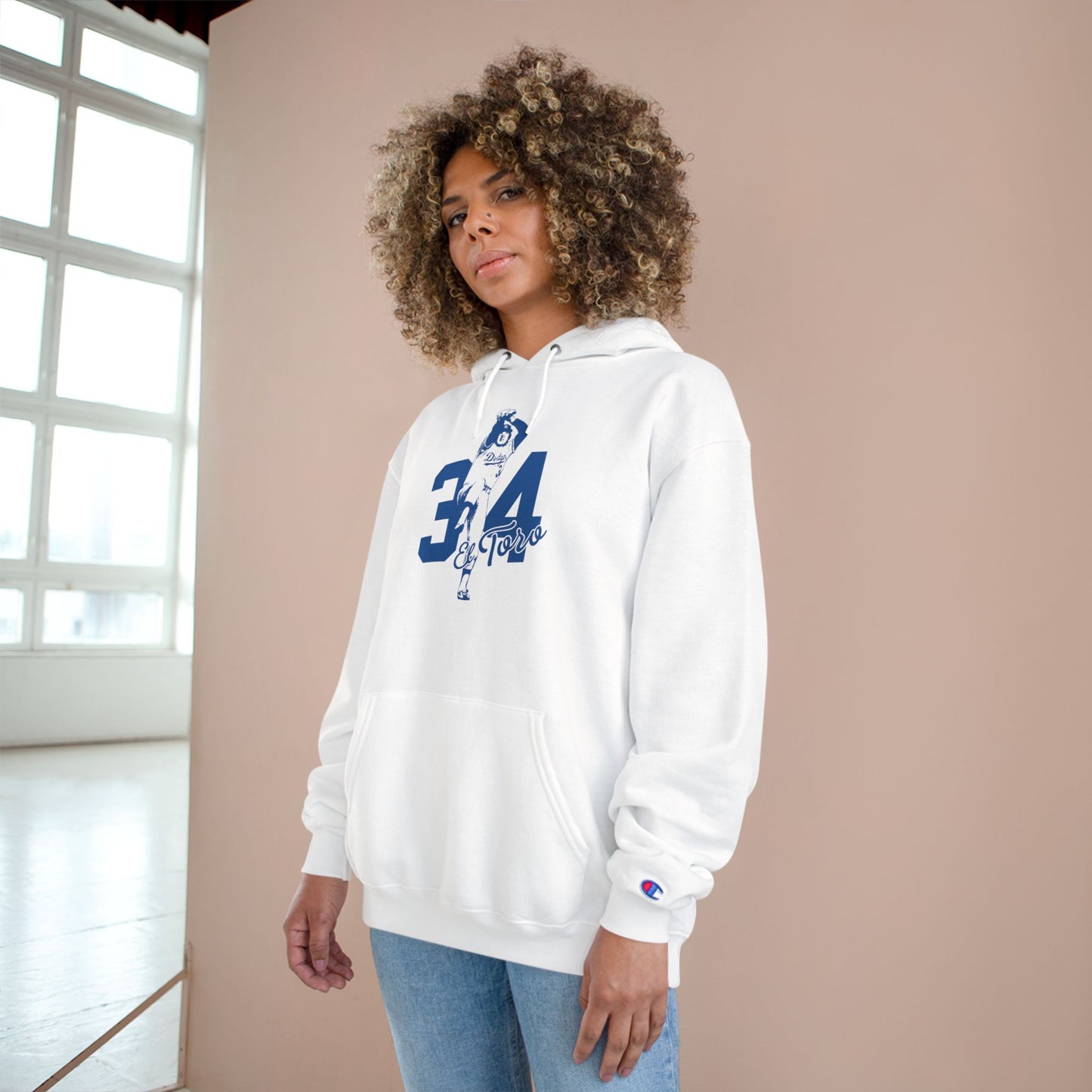 Unisex Fernando Valenzuela "El Toro" Stylish Champion Hoodie - Perfect for Dodger Fans